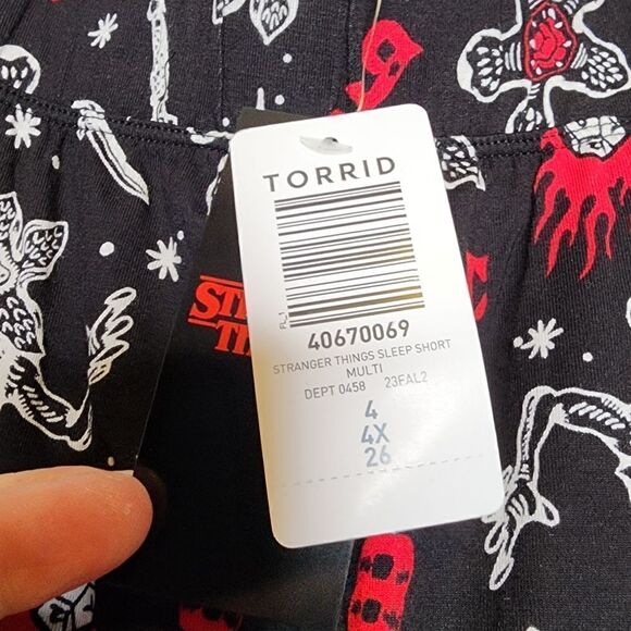 4X 26W Torrid Black Stranger Things Pajama Set Tank Shorts Demogorgon Hunter Red - Picture 10 of 10